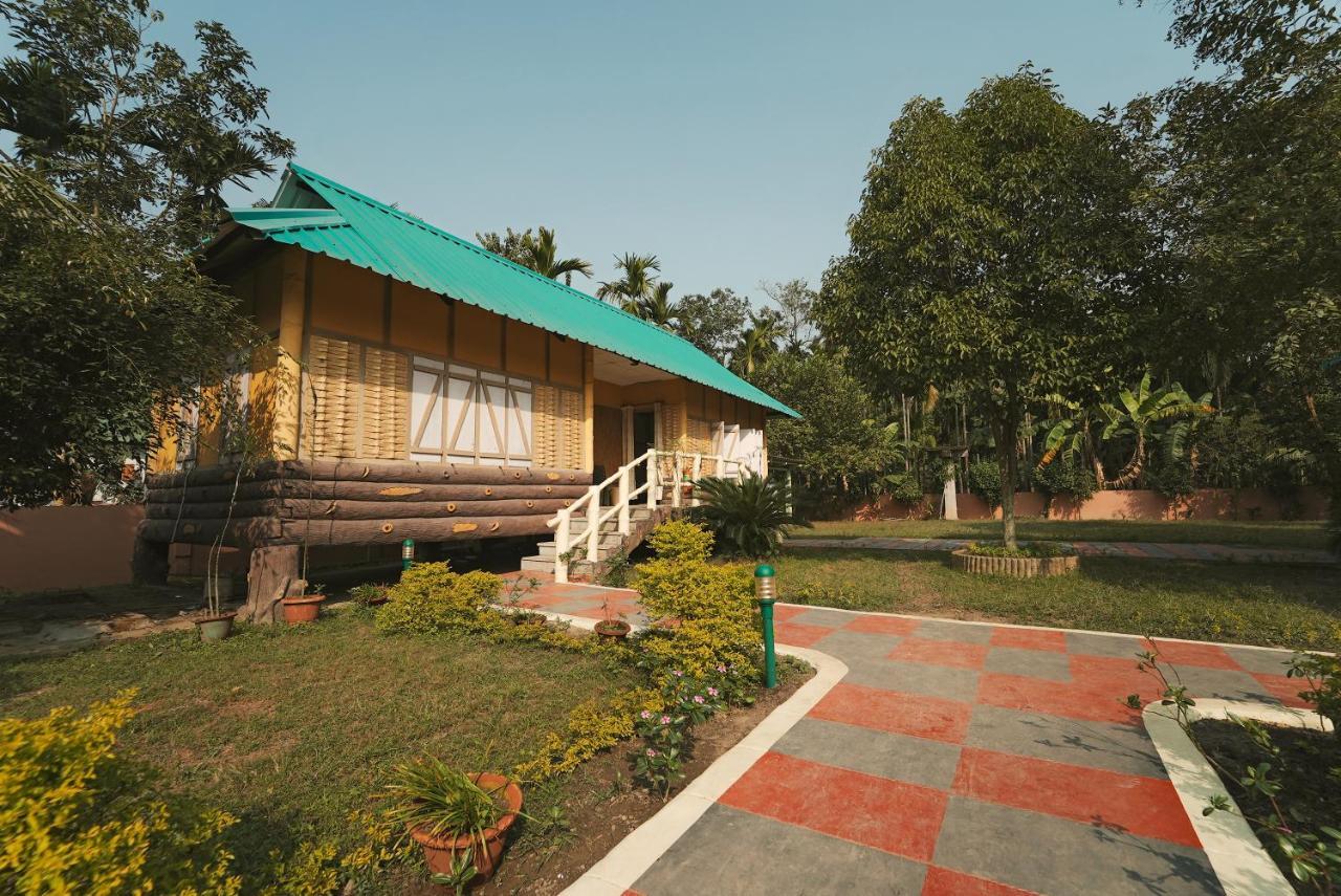 Arya Eco Resort Guwahati Exterior foto